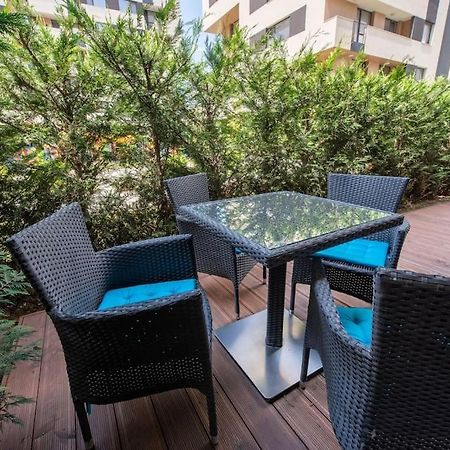 Labyrinth Apartment - Free Parking Space Included Varna Eksteriør bilde