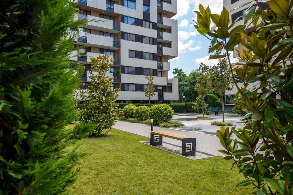 Labyrinth Apartment - Free Parking Space Included Varna Eksteriør bilde